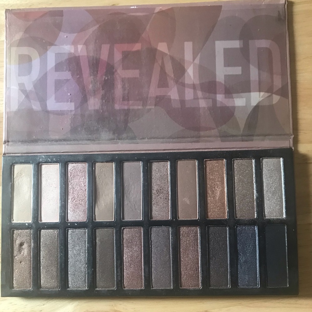Coastal Scents Revealed Palette